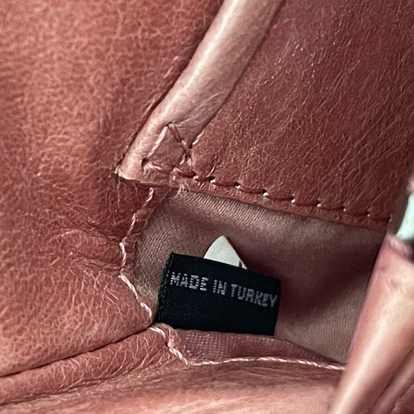 Authentic Preloved Miu Miu Shoulder Bag - Picture 8 of 12